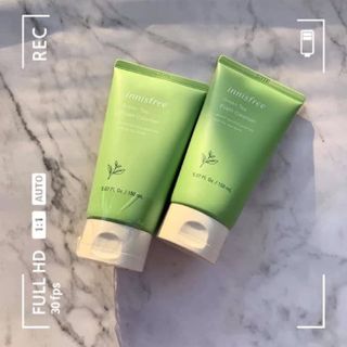Sữa rửa mặt trà xanh innisfr ee Green Tea Foam Cleanser l