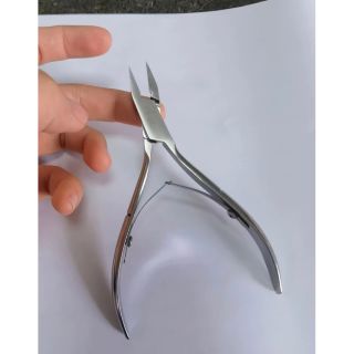 Kềm cắt móng khóe