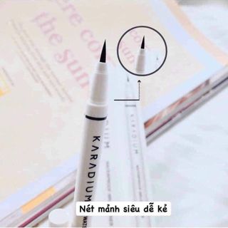 Bút Dạ Kẻ Mắt Nước Chống Trôi, Sắc Nét Karadium – Black 0.55g
