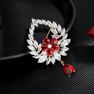 Ghim Trâm Cài Áo Hình Bông Hoa Đính Pha Lê Đỏ Thời Trang Sang Trọng 6cm Cho Nữ