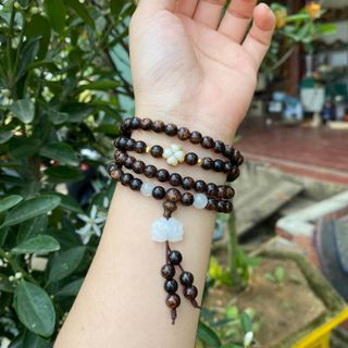 Vòng tay trầm hương 108 hạt mix charm - Trầm Hương Sánh Chìm