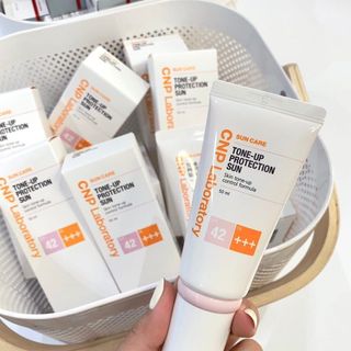 Kem Chống Nắng CNP Laboratory Tone Up Protection Sun SPF42/PA+++