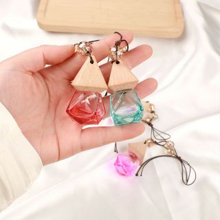 Lọ Tinh Dầu Nước Hoa thủy tinh màu Treo Xe hình khối nắp tam đính hạt cực cool 8ml ( Hàng Giá Tận Xưởng )