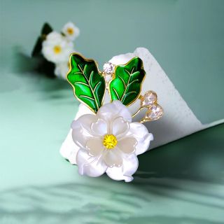 Ghim Trâm Cài Áo Hình Hoa Phong Cách Mới Chất Lượng Cao( cánh hoa vỏ sò tự nhiên ) 4.5cm dành cho nam nữ giá sỉ