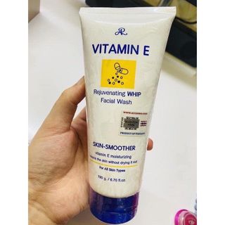Sữa rửa mặt Vitamin E Thái Lan giá sỉ