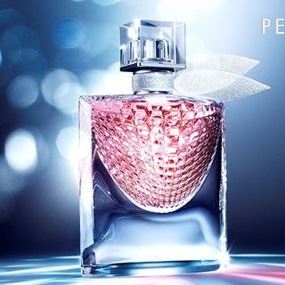 Nước hoa nữ Lan come La Vie est Bel le L'eclat EDP Tổ hợp của ba mùi hương này vừa ấm áp, nồng nàn khiến cho màn kết thúc mùi hương thật sự ấn tượng.