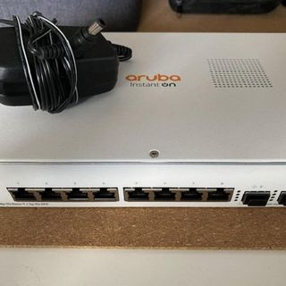 Thiết Bị Chuyển Mạch Switch HP Aruba Instant On 1930-8G-2SFP JL680A