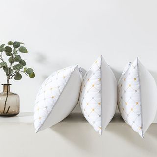 Gối thêu trám cotton