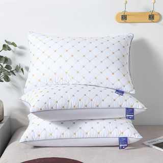 Gối thêu trám cotton
