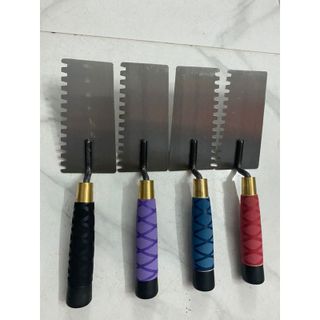Bay Răng Cưa / Bay Thợ Hồ Thế Hệ Mới Cán Chống Trượt Đồng Tâm