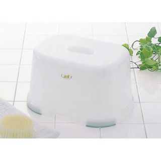 Ghế ngồi nhà tắm tiện lợi màu trắng Leaf nhựa PP cao cấp nội địa Nhật Bản - Kokubo