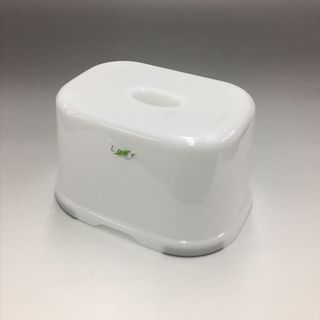 Ghế ngồi nhà tắm tiện lợi màu trắng Leaf nhựa PP cao cấp nội địa Nhật Bản - Kokubo