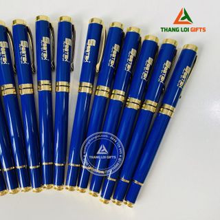 Bút ký kim loại Nắp đẩy Màu xanh khoen vàng Khắc logo doanh nghiệp SEATAX