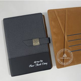 Sổ tay da bìa còng Màu xanh co quai cài - In ấn nội dung Tri ân Thầy cô