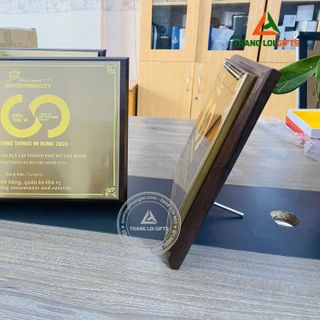 Bảng vinh danh gỗ đồng cao cấp In ấn nội dung theo yêu cầu