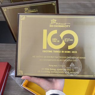 Bảng vinh danh gỗ đồng cao cấp In ấn nội dung theo yêu cầu