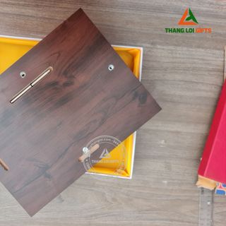 Bảng vinh danh gỗ đồng cao cấp In ấn nội dung theo yêu cầu