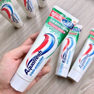 Kem đánh răng Aquafresh làm trắng ngừa sâu răng 140g Nội địa Nhật Bản - Nakaya