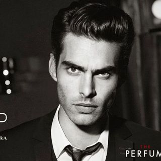 Nước Hoa Caro lina Her rera 212 VIP Men Eau De Toi lette 100ml ( sành điệu, sang trọng )