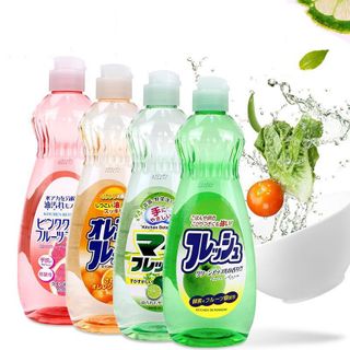 Chai nước rửa chén bát hương táo 600ml Rocket Soap nội địa Nhật Bản