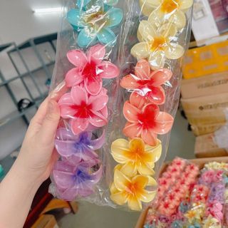 Kẹp hoa sứ 8cm ( 1 lốc 12 cái)