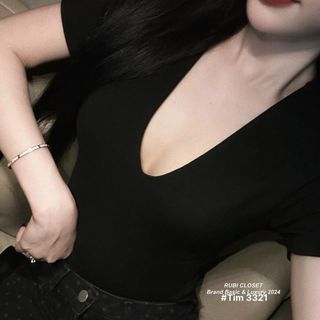 Áo cổ tim tay ngắn AQUYY