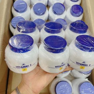 KEM DƯỠNG DA VITAMIN E THÁI LAN - SILVER