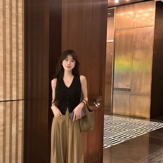 Áo sát nách phối nút nhún