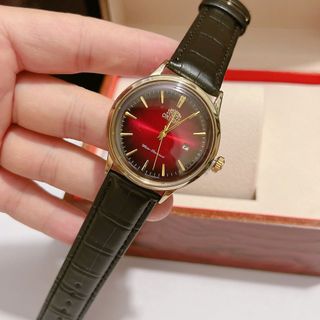 Đồng hồ da nam mẫu mới đẹp