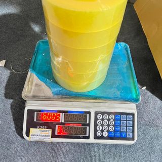Băng dính giá sỉ 1kg lõi siêu mỏng. 1 cây 6kg/6 cuộn