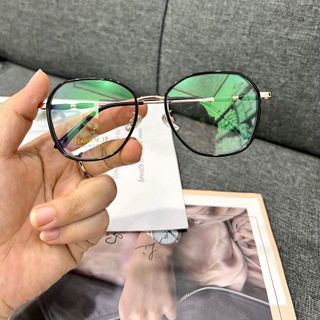 Gọng titanium Nhựa dẻo