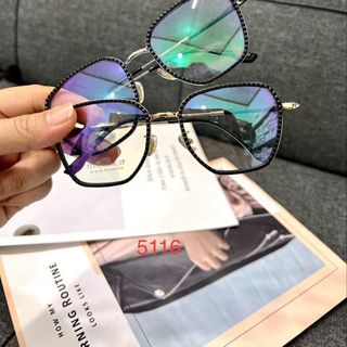 Gọng titanium Nhựa dẻo