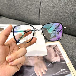 Gọng titanium Nhựa dẻo