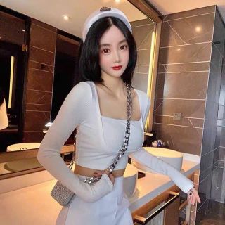 ÁO TAY DÀI CỔ VUÔNG CROPTOP ÔM BODY