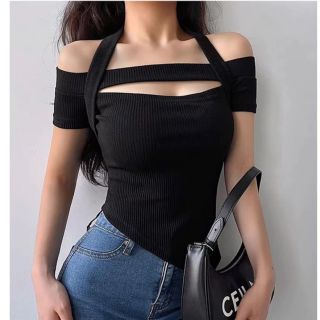 ÁO BẸT VAI TAY NGẮN CÓ KHOÉT NGỰC