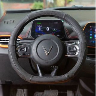 Bọc Vô Lăng VINFAST VF8, VF9, VF7, VF6, VF5,E34 Bọc D CUT 36cm Dáng 3 Sọc Đỏ Thể Thao Cao Cấp