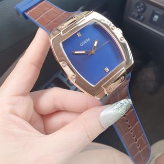 ĐỒNG HỒ NAM CAO CẤP GUE S DÂY CAO SU BỌC DA NÂU MẶT TO CHỮ NHẬT NAM TÍNH