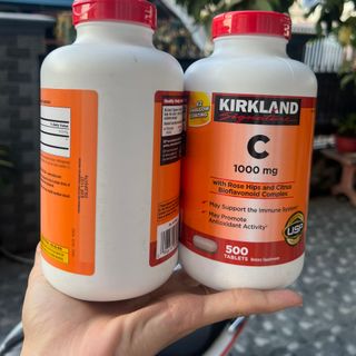 VITAMIN C KIRKLAND Signature 1000 mg 500 Viên - Date 2027 giá sỉ