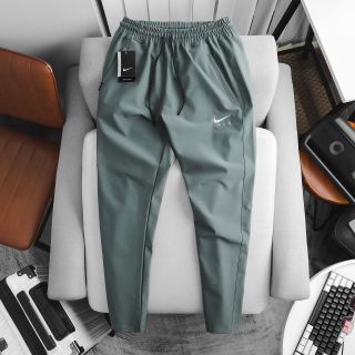 Jogger chất gió dày dặn , quần thể thao nam