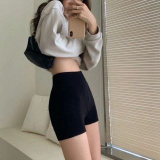 Quần ngố đùi hàng đẹp chất thun co giãn bốn chiều tôn dáng sẵn sll