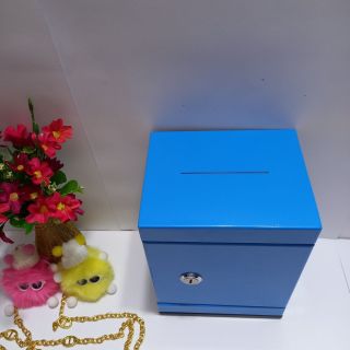 Tủ săt ống heo mini nhiều màu sắc để tiền tiết kiệm cho bé và cả gia đình an toàn