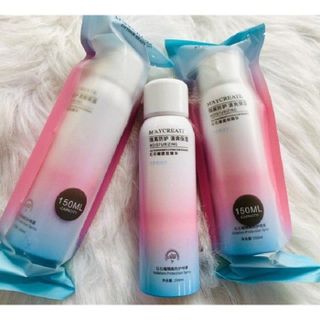 Xịt trang điểm kiêm Chống Nắng Dưỡng Trắng Da, Che Khuyết Điểm May create 150ml giúp da đều màu, mịn màng và tươi trẻ.