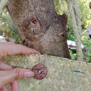 Giỏ xách cỏ bàng thân thiện môi trường