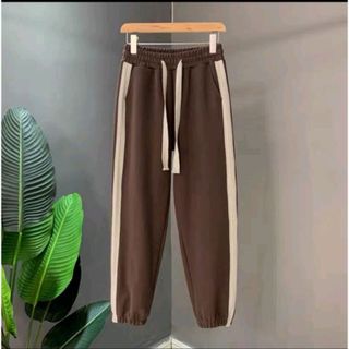 Quần Jogger Nữ Nỉ Nhung Tăm Mịn Chất Co Giãn Kết Hợp Phối Sọc Dệt Hai Bên Bo Chun Gấu Phong Cách Hàn Quốc