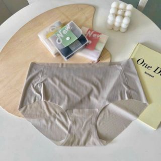 Set 3 quần lót nữ su thạch không viền su thạch băng tàng hình với túi xinh xắn tiện lợi đi du lịch