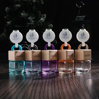 Bộ Chai Lọ màu Khoá Treo Oto vuông KHẮC LOGO THEO YÊU CẦU 8ml , mẫu mã sang trọng , lạ mắt ( Hàng Giá Tận Xưởng )