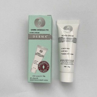 Kem MỤN DERMA ANTI ACNE CREAM giúp làn da trở nên mịn màng, se khít lỗ chân lông.