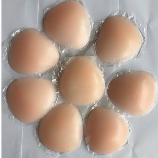 Miếng Dán Nâng Ngực Silicon Có Nút Cài Định Hình Tạo Khe Nâng Ngực