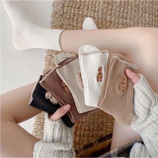 Tất gấu, vớ gấu nâu len tăm cổ cao phong cách vintage