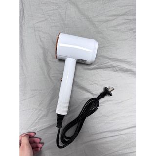 Máy sấy tóc cao cấp chế độ nóng lạnh